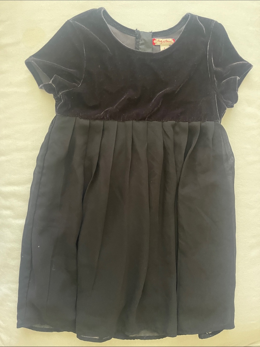 RUBY & BLOOM Girls Size 8 Black Velvet Bodice Chiffon Pleated Formal Dress
